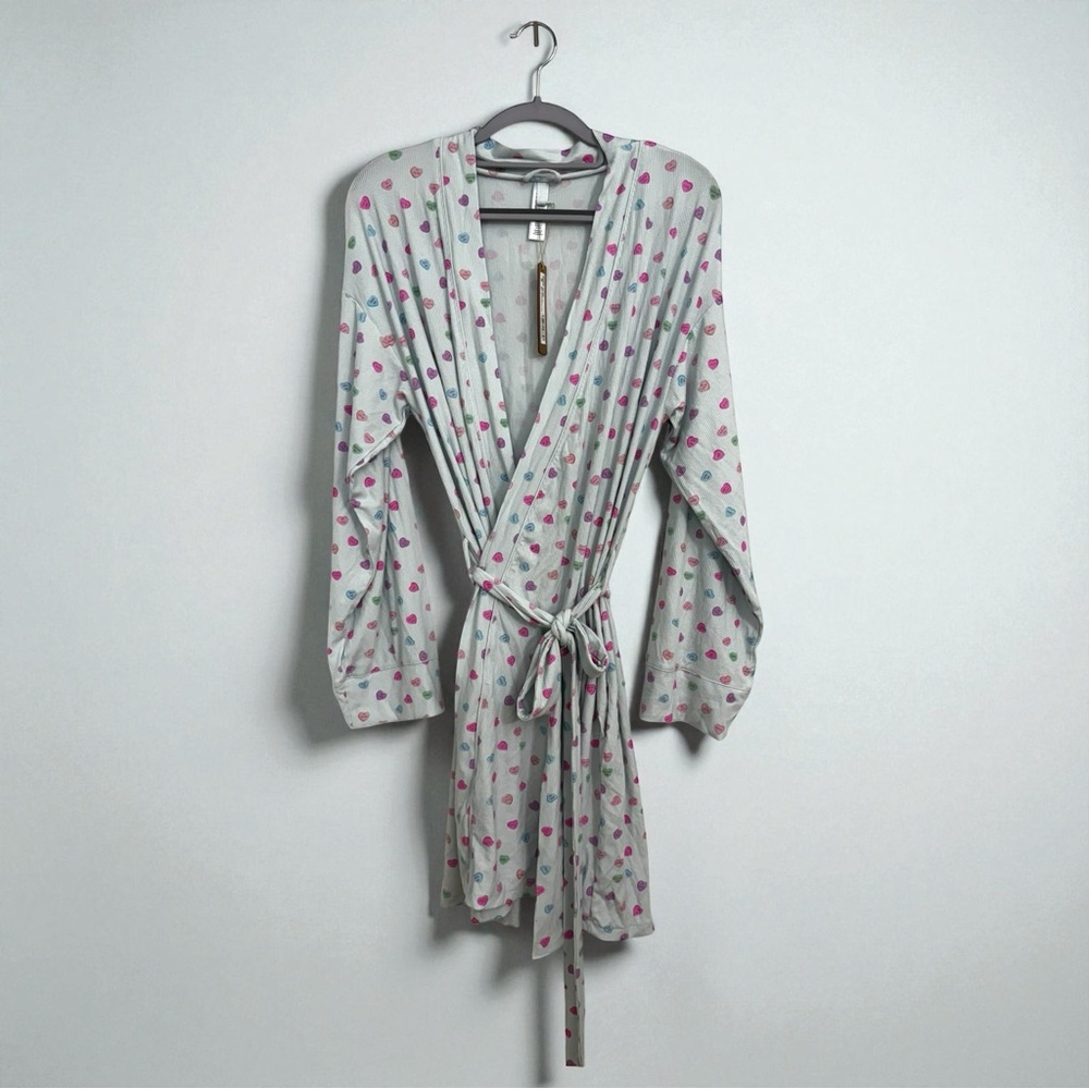 SKIMS Soft Lounge Short Robe | Cloud Candy Heart Print 💕 - Picture 4 of 8